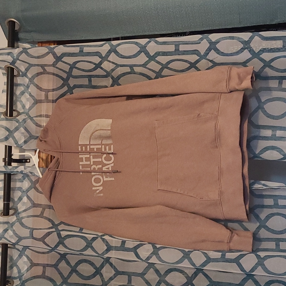 Medium northface sweatshirt